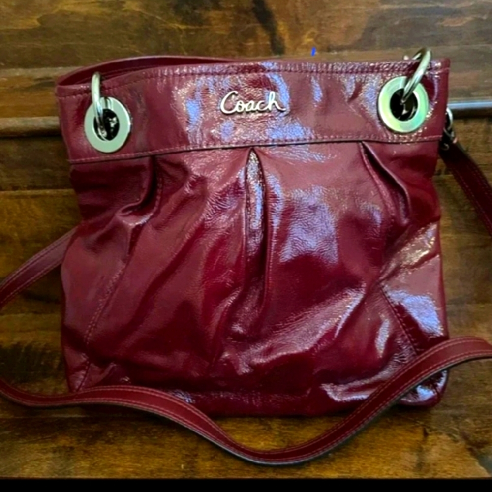 Coach Ashley Hippie Patent Leather Bag f17953